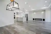 16791 16 AVENUE - thumbnail 6