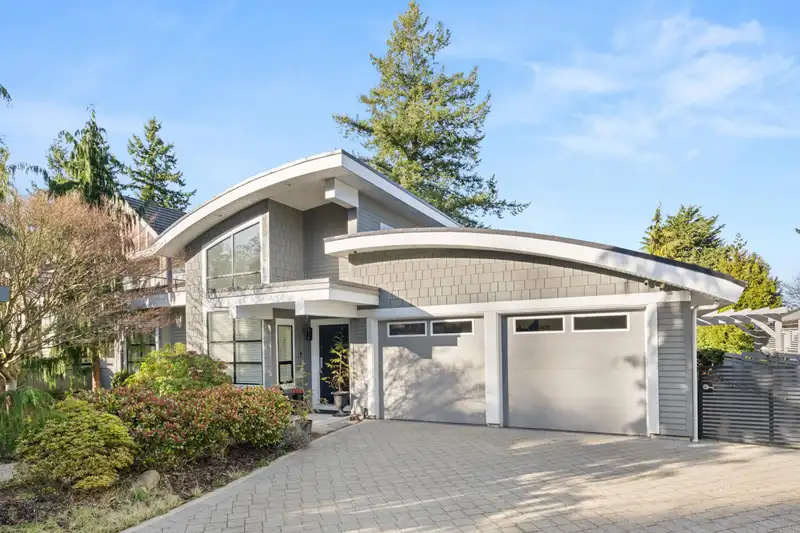15461 18TH AVENUE - photo 1 of 40