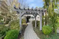 15461 18TH AVENUE - thumbnail 2