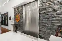 15461 18TH AVENUE - thumbnail 4