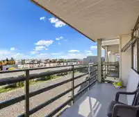 410 15745 CROYDON DRIVE - thumbnail 6