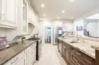 2072 128 STREET - thumbnail 10