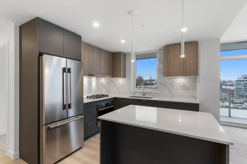 801 20065 85 AVENUE - photo 1 of 25