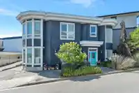 15598 VICTORIA AVENUE - thumbnail 3