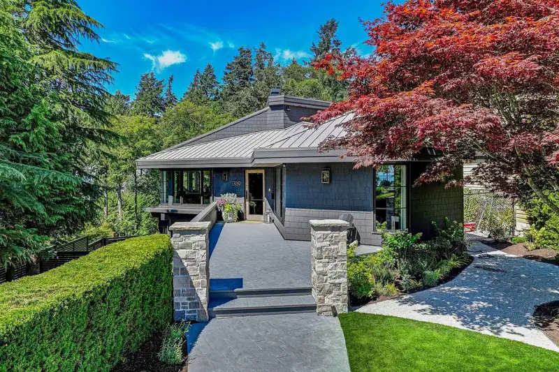 1339 133A STREET - photo 2 of 40