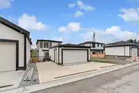 16701 15A AVENUE - thumbnail 32