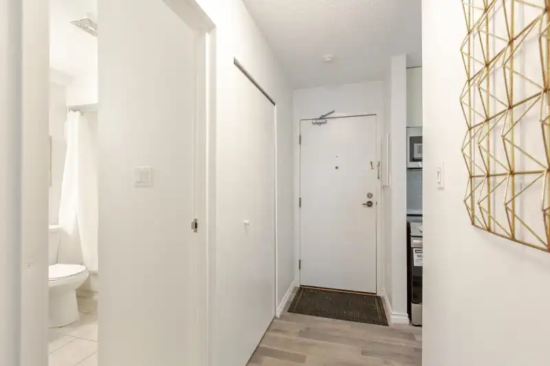 203 12890 17 AVENUE - photo 3 of 25