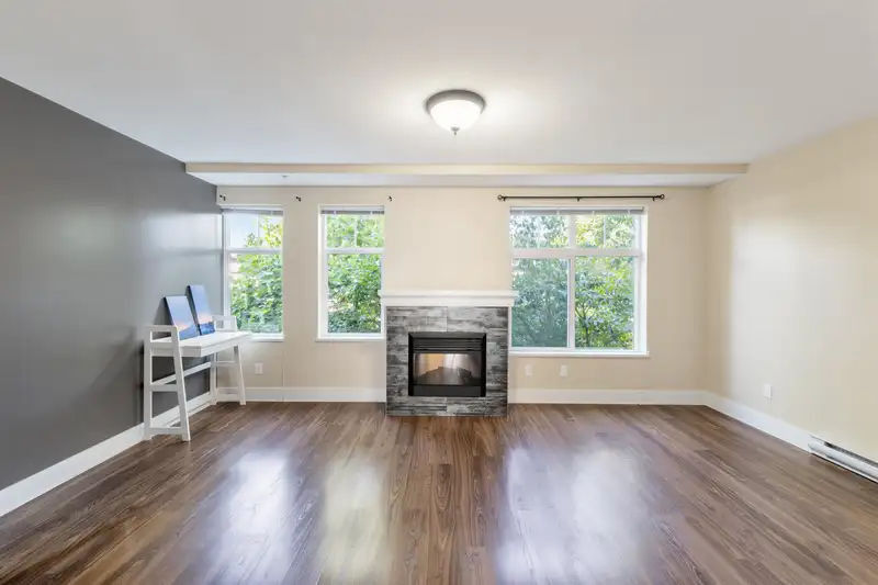 83 15833 26 AVENUE - photo 3 of 25