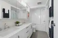 310 1420 JOHNSTON ROAD - thumbnail 19