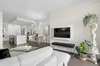 310 1420 JOHNSTON ROAD - thumbnail 5