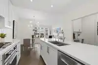 310 1420 JOHNSTON ROAD - thumbnail 6