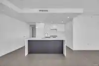 810 1588 JOHNSTON ROAD - thumbnail 17