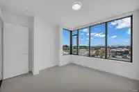 810 1588 JOHNSTON ROAD - thumbnail 28