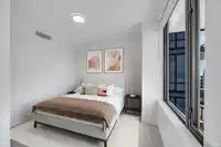 810 1588 JOHNSTON ROAD - thumbnail 4