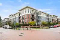 212 15137 33 AVENUE - thumbnail 1