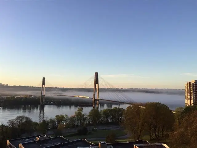 1002 47 AGNES STREET - photo 2 of 25