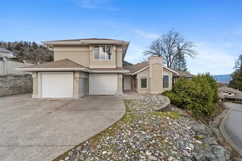 36111 SPYGLASS LANE - photo 1 of 25