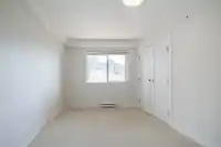 603 14955 VICTORIA AVENUE - thumbnail 21