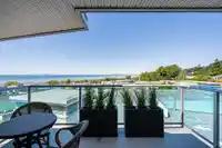 603 14955 VICTORIA AVENUE - thumbnail 30
