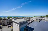 603 14955 VICTORIA AVENUE - thumbnail 33
