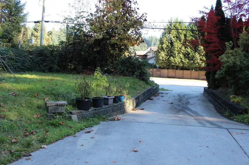 1472 PIPELINE ROAD - photo 4 of 22