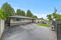 1360 EVERALL STREET - thumbnail 3