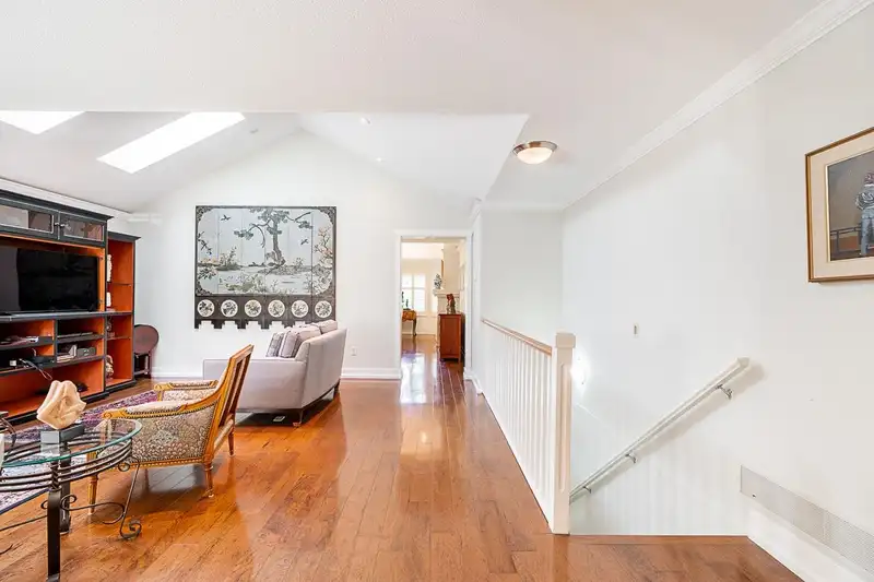51 15450 ROSEMARY HEIGHTS CRESCENT - photo 3 of 40