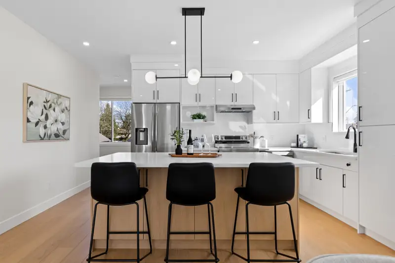 7 31981 CORAL AVENUE - photo 3 of 25