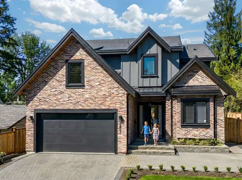 2660 126TH STREET - photo 1 of 37