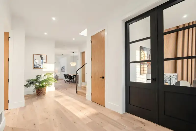 2660 126TH STREET - photo 2 of 37