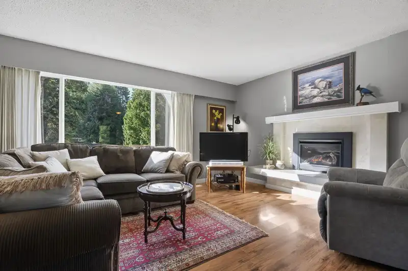 12337 SEACREST DRIVE - photo 4 of 40