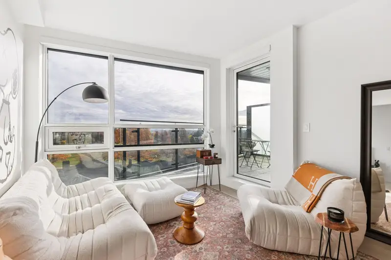 408 7638 CAMBIE STREET - photo 3 of 25