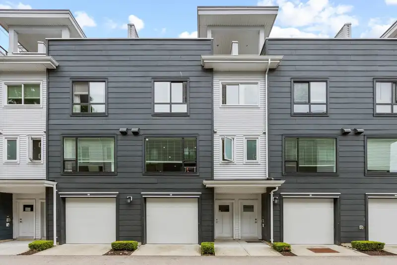 33 16337 23A AVENUE - photo 1 of 32