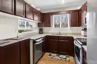 205 15035 THRIFT AVENUE - thumbnail 14