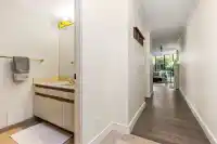 302 1250 MARTIN STREET - thumbnail 14