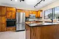 302 1250 MARTIN STREET - thumbnail 25