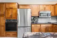 302 1250 MARTIN STREET - thumbnail 26