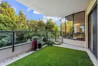 302 1250 MARTIN STREET - thumbnail 29