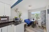 1 1040 PARKER STREET - thumbnail 16