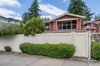 2 14921 THRIFT AVENUE - thumbnail 2