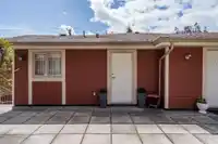 2 14921 THRIFT AVENUE - thumbnail 6