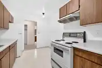 207 1760 SOUTHMERE CRESCENT - thumbnail 6