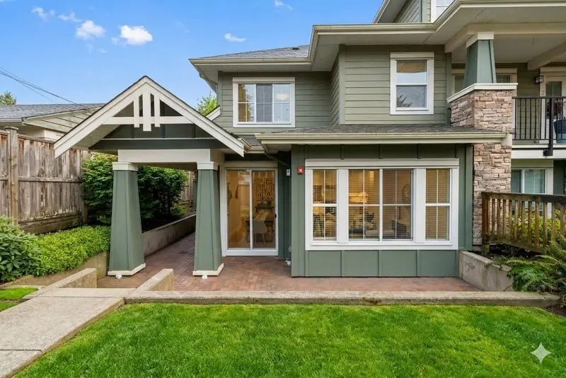 20 2138 SALISBURY AVENUE - photo 1 of 25