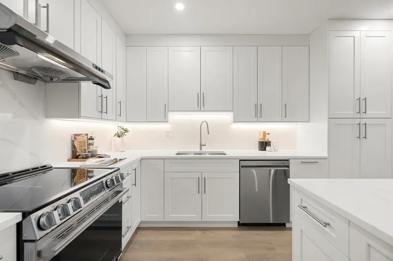 20 2138 SALISBURY AVENUE - photo 4 of 25