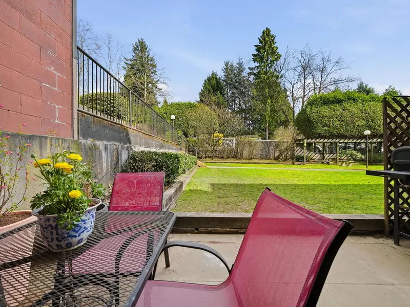 108 615 NORTH ROAD - photo 1 of 24