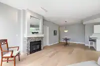 406 1705 MARTIN DRIVE - thumbnail 10