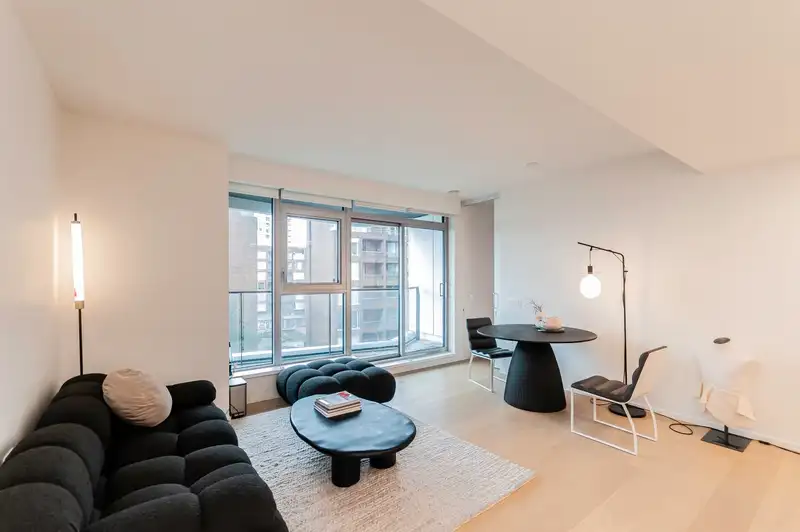 606 889 PACIFIC STREET - photo 1 of 25