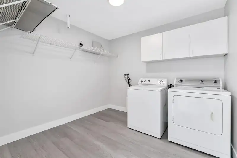 310 14965 MARINE DRIVE - photo 3 of 17