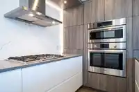 903 1441 JOHNSTON ROAD - thumbnail 11