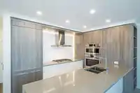 903 1441 JOHNSTON ROAD - thumbnail 9